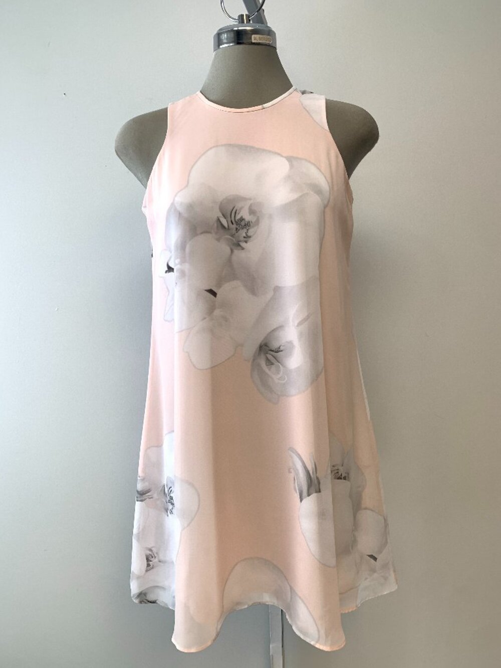 New Calvin Klein Elegant Blush Pink Floral Multi Trapeze A Line Dress size 2